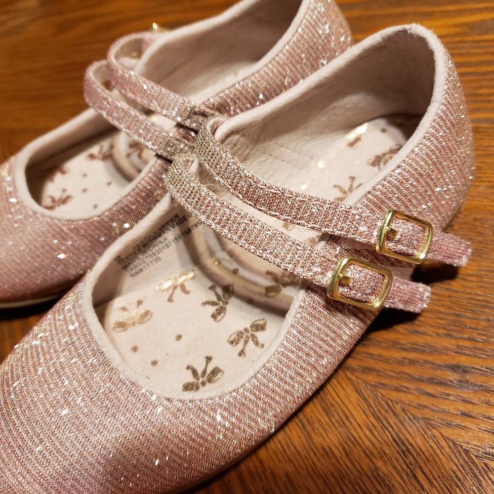 💜OshKosh Girl's Buckle Shoes